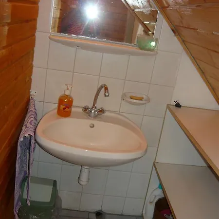 Bungalow A Szepasszonyvolgy Kozepen Apartment Eger